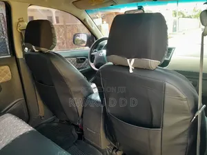 Toyota Hilux 2013 Green