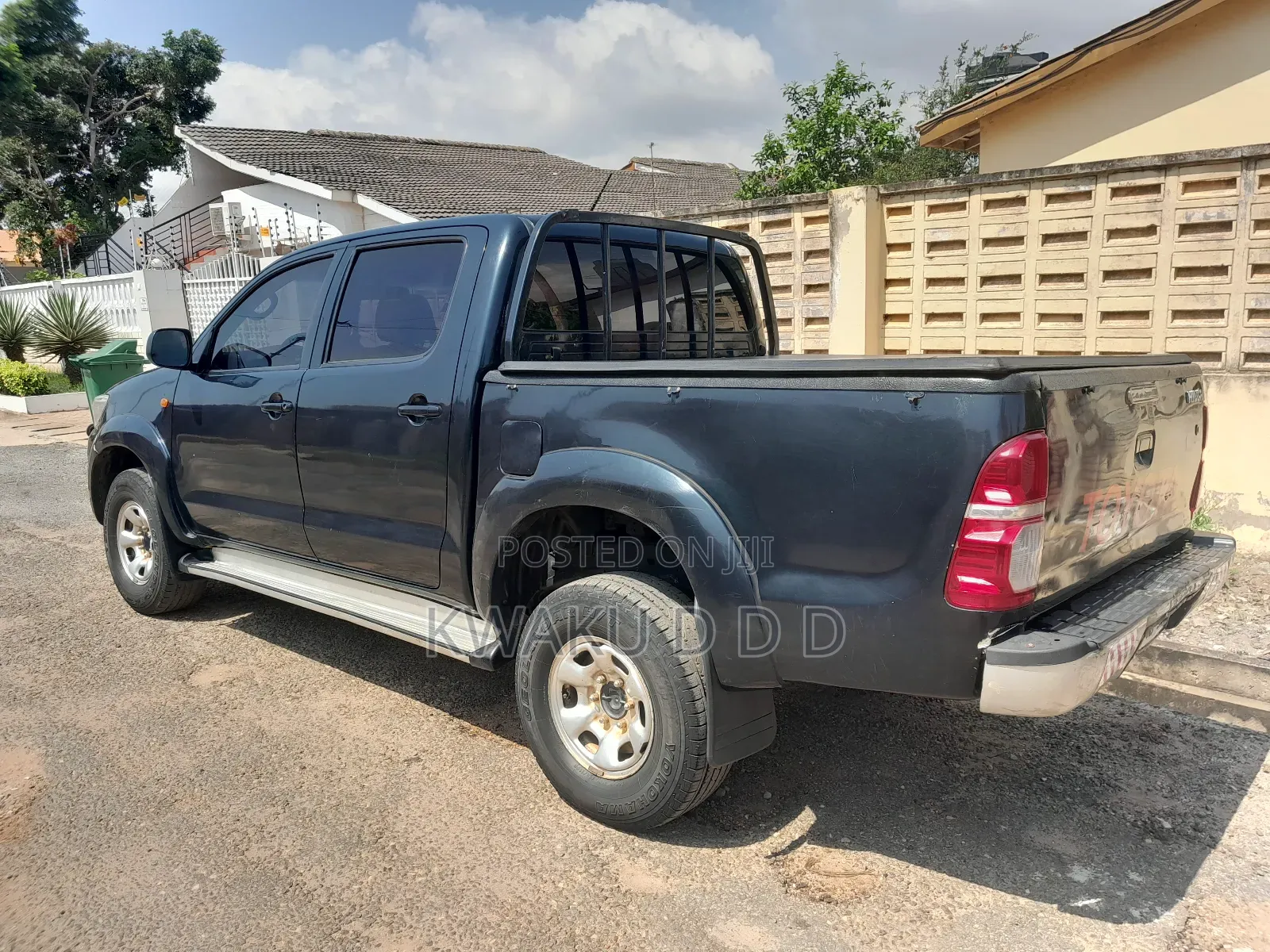 Toyota Hilux 2013 Green
