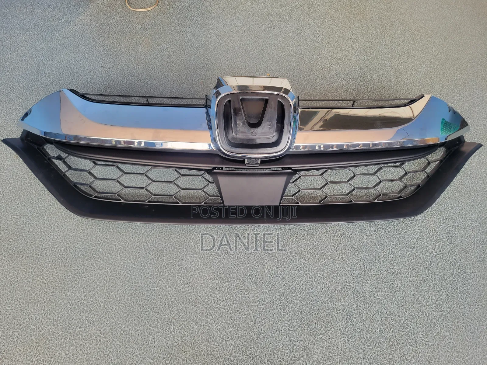 Honda CRV 2017 to 2019 Front Grill (Shells)