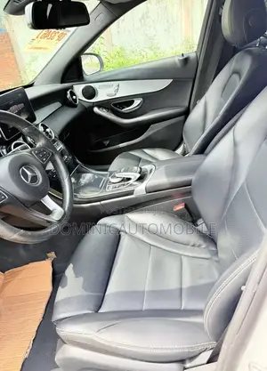 Mercedes-Benz C300 Luxury 4matic Sedan AWD (2.0L 4cyl 7A) 2017 White