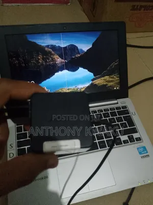 Laptop Asus X201E 4GB Intel HDD 320GB