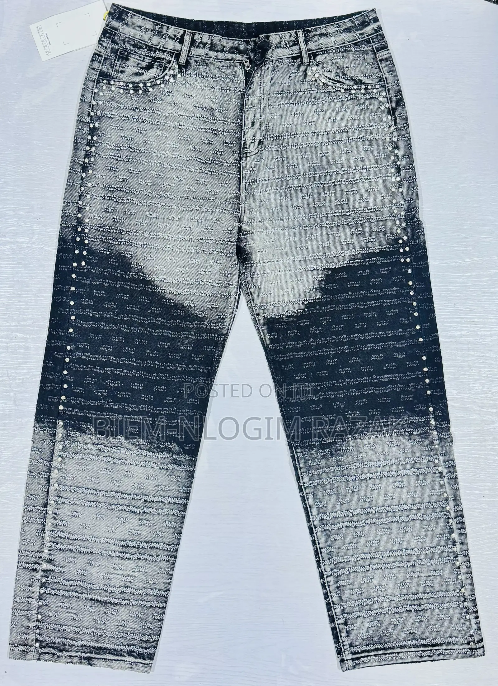 High Quality Size 38 Baggy Jeans Available in Stock