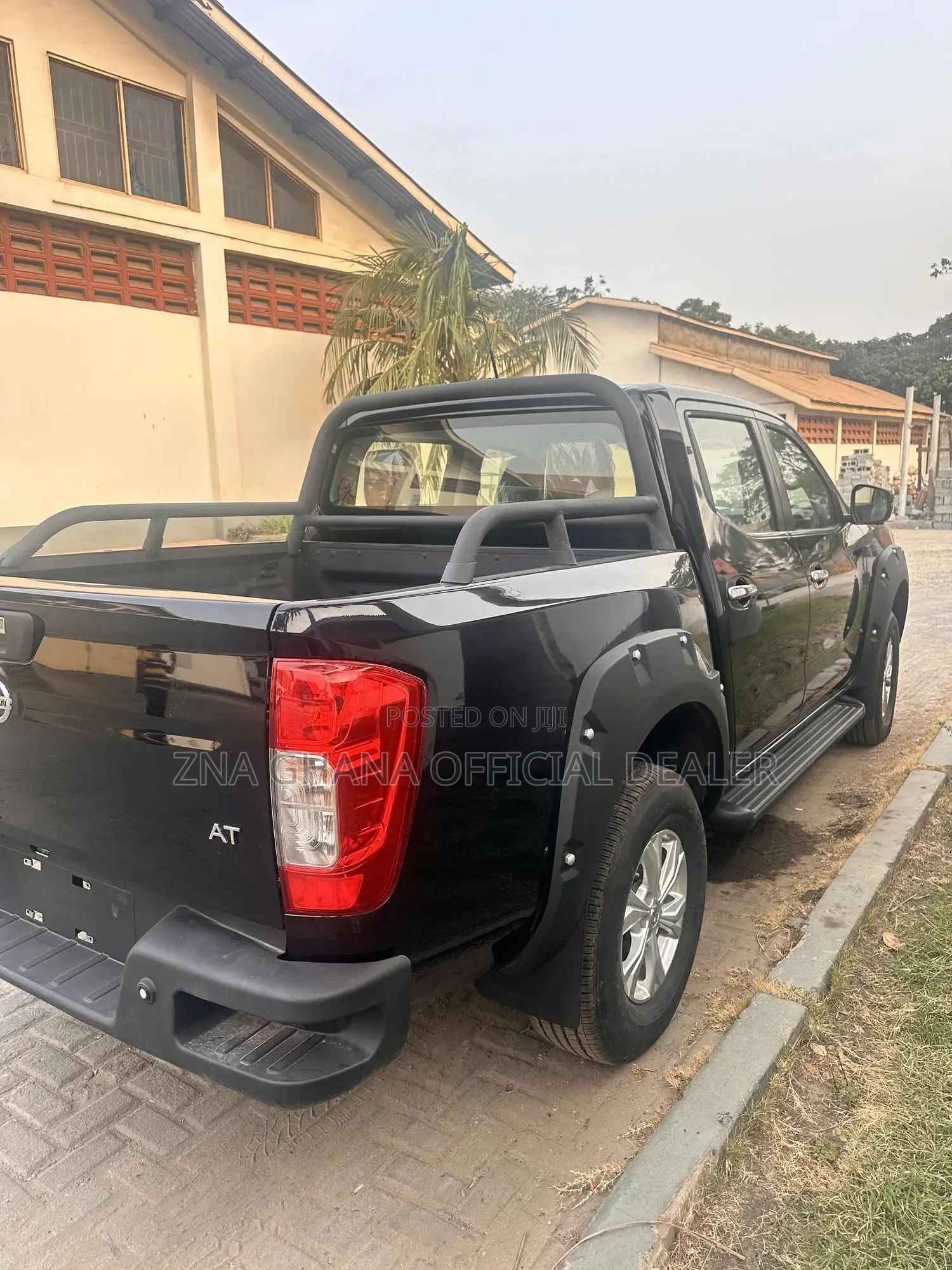 New Nissan Pick-Up 2025 Black