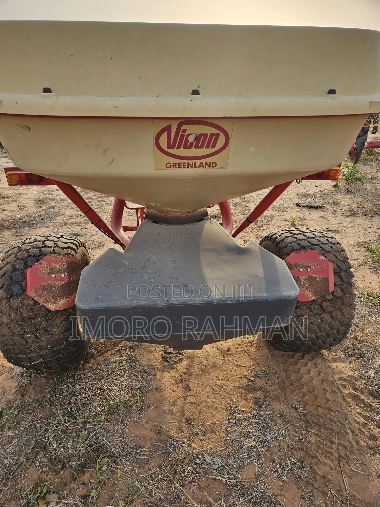 Vicon Fertilizer Spreader