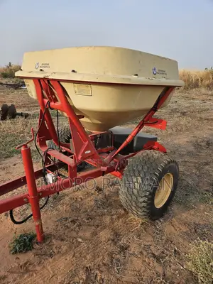 Vicon Fertilizer Spreader