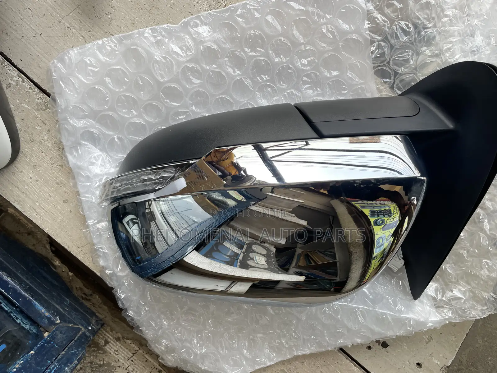 Mitsubishi L200 2018-2020 Driving Mirror One Side