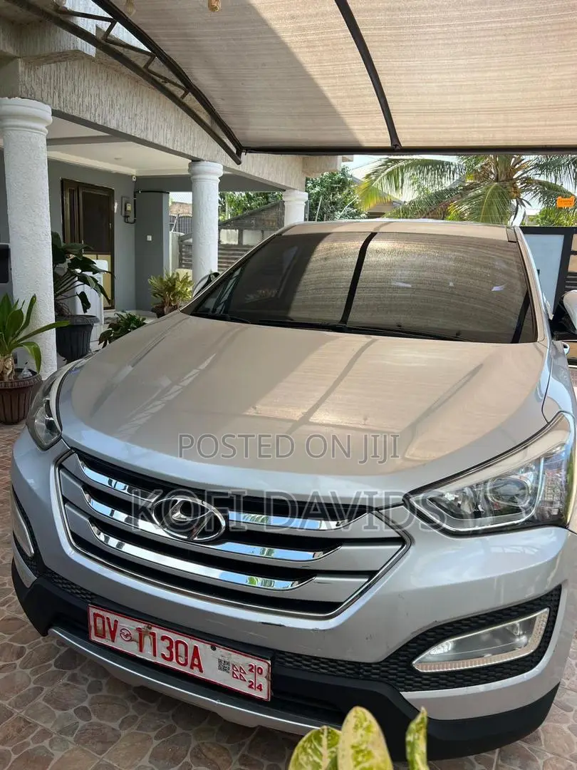 Hyundai Santa Fe 2015 Gray