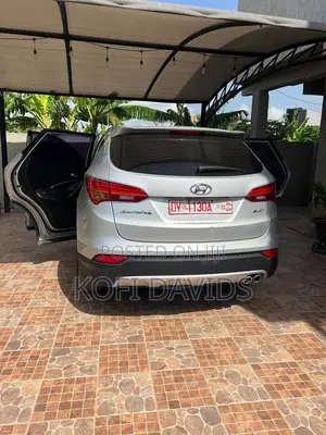 Hyundai Santa Fe 2015 Gray