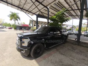 Ford F-150 XLT 4x4 SuperCrew Cab Styleside 5.5 ft. box 145 in. WB 2016