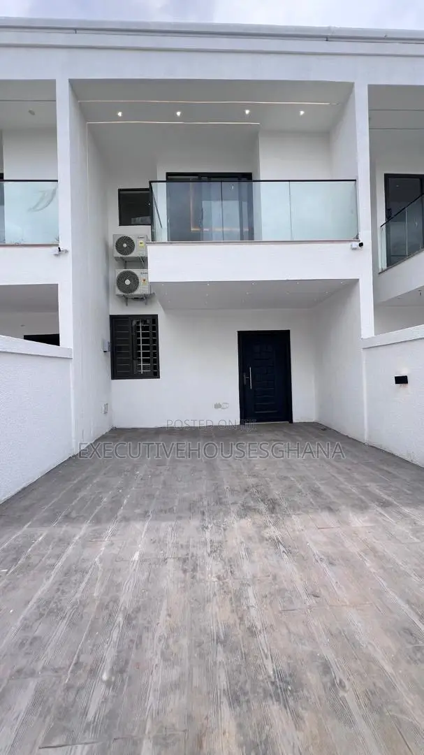 2bdrm House in Nmai-Dzorn for rent