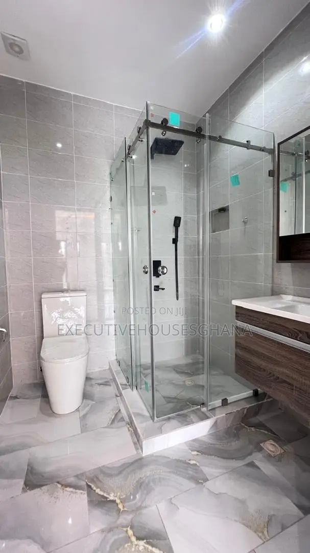 2bdrm House in Nmai-Dzorn for rent