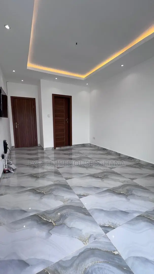 2bdrm House in Nmai-Dzorn for rent
