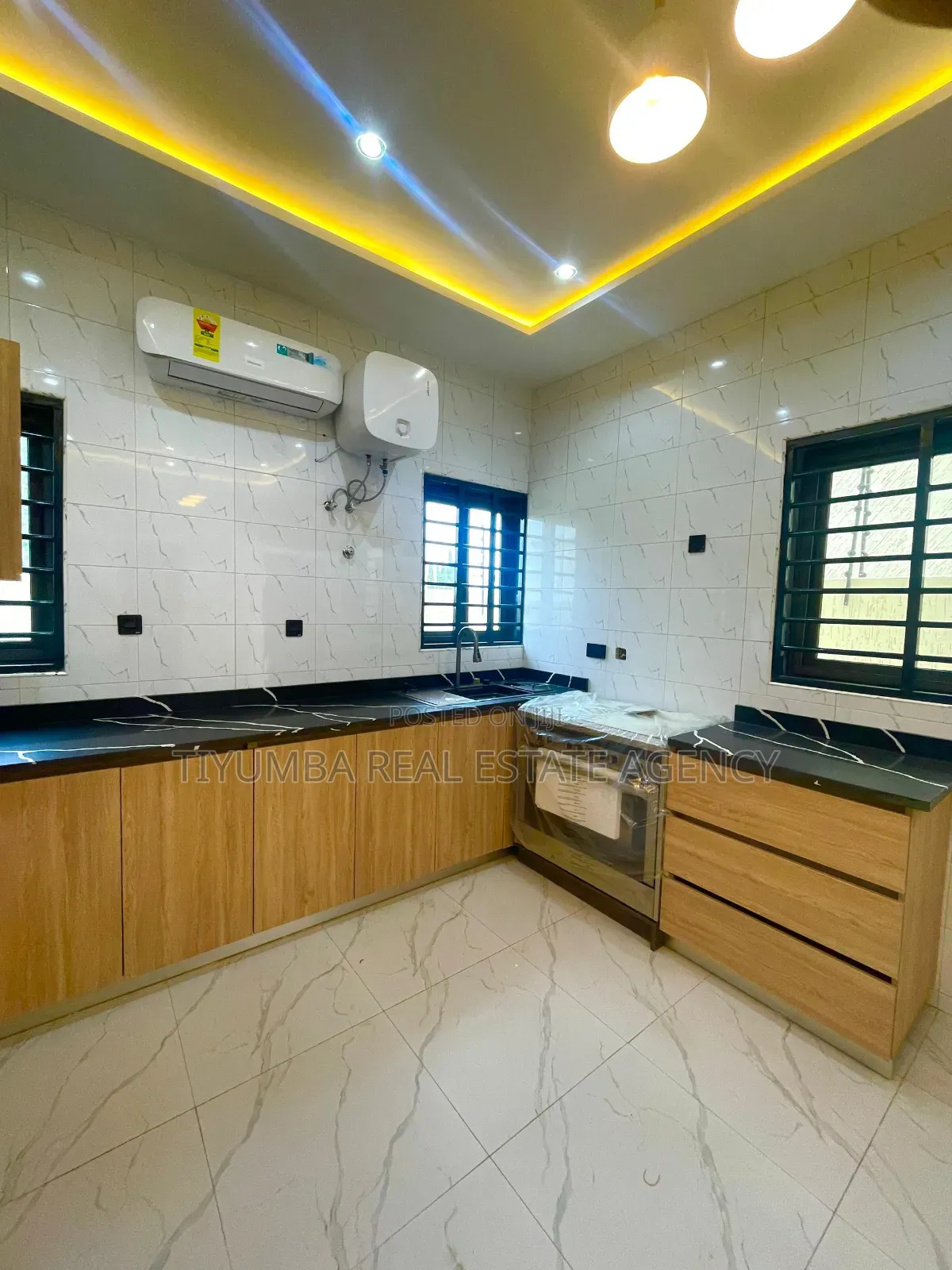 4bdrm House in Tiyumba Real Estate, Ashaley Botwe for sale