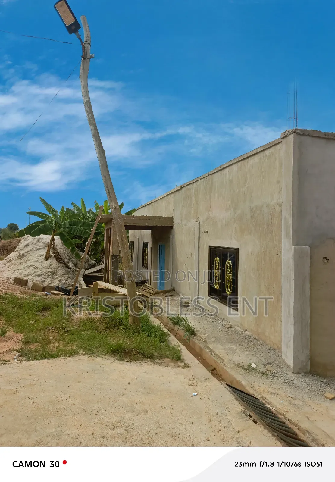 5bdrm House in Obey Francis, Atwima Nwabiagya for sale