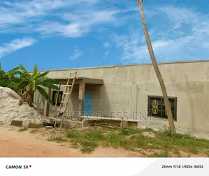 5bdrm House in Obey Francis, Atwima Nwabiagya for sale