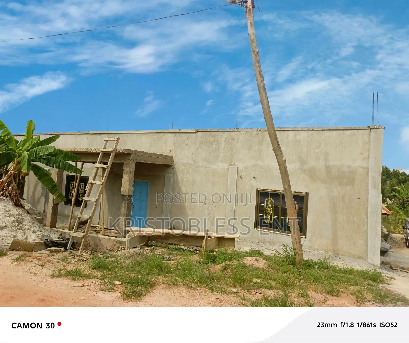 5bdrm House in Obey Francis, Atwima Nwabiagya for sale