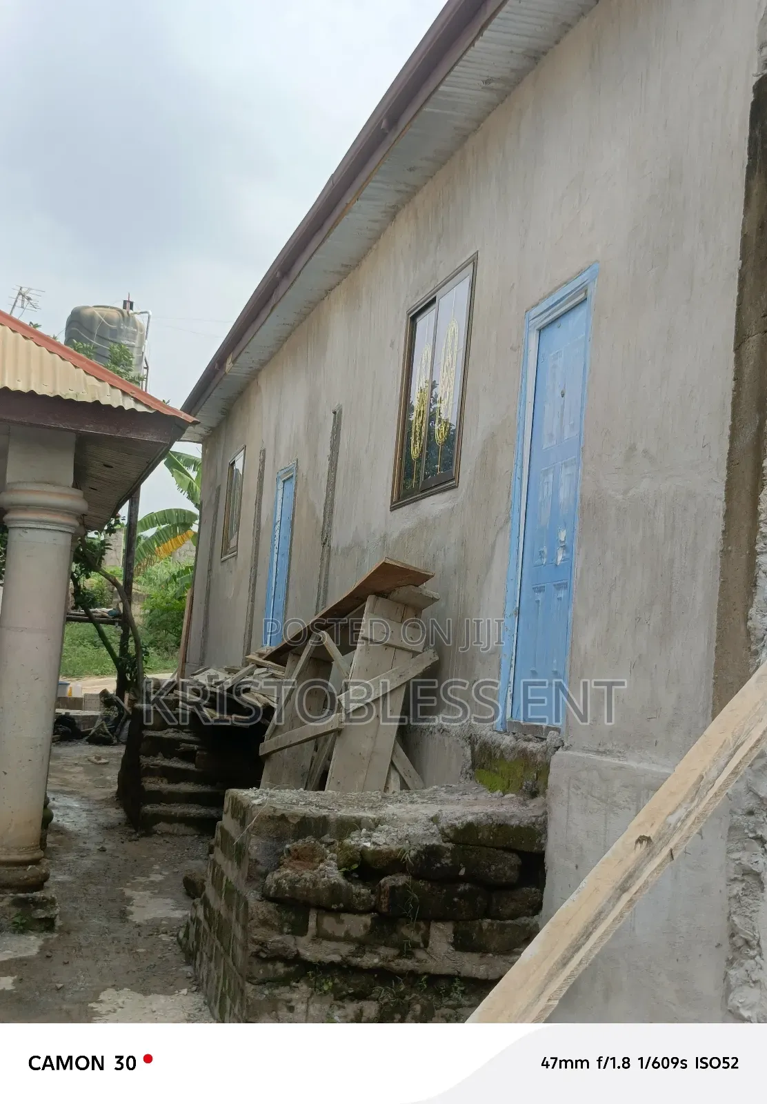 5bdrm House in Obey Francis, Atwima Nwabiagya for sale