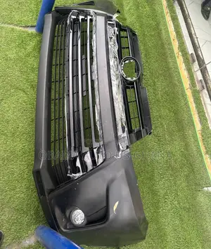 Toyota Highlander 2018 Front Bumper
