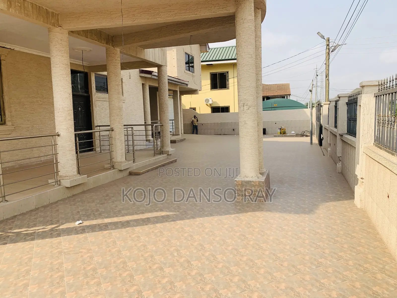 6bdrm House in Pandak Agency, East Legon for rent