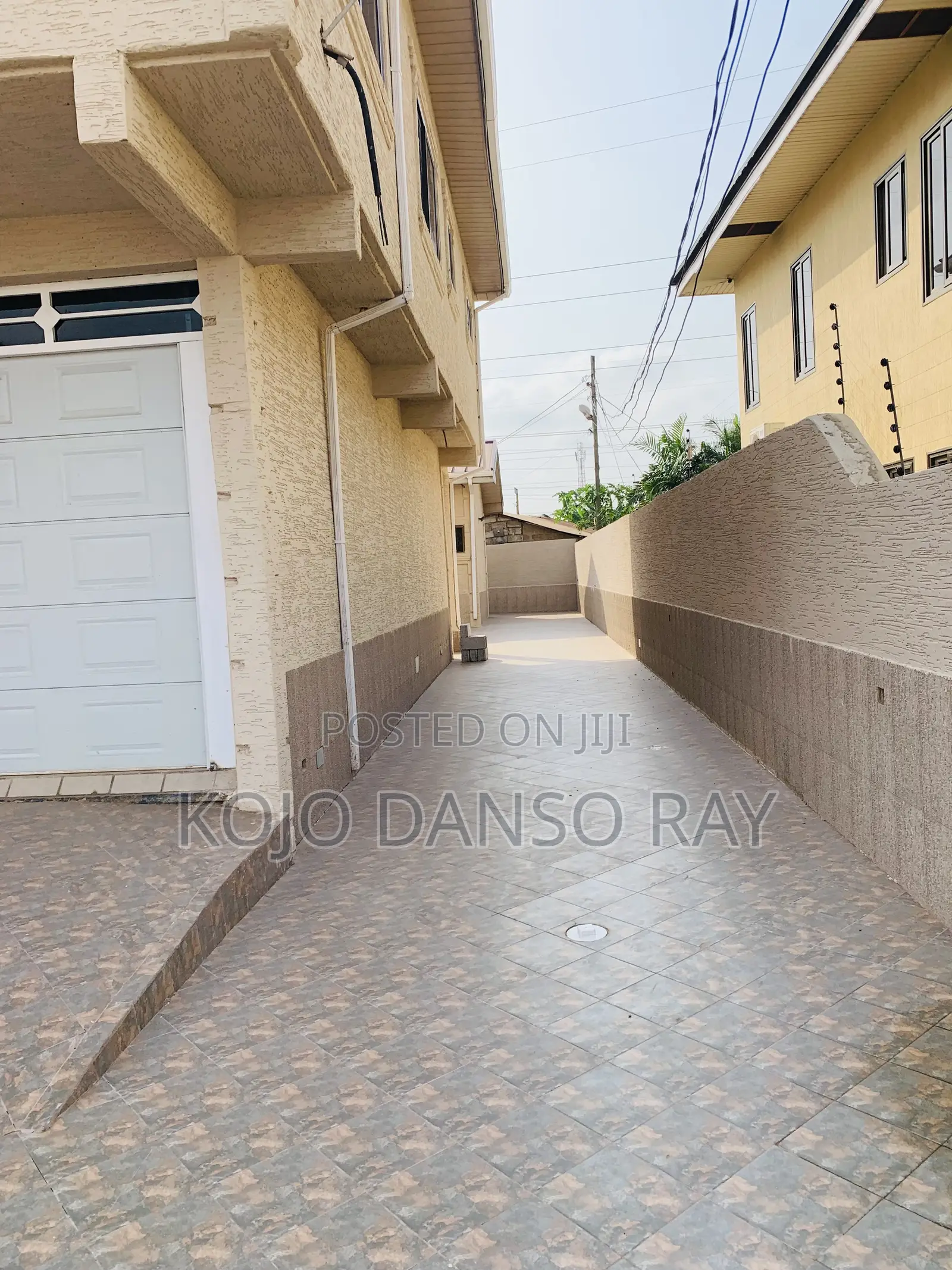 6bdrm House in Pandak Agency, East Legon for rent
