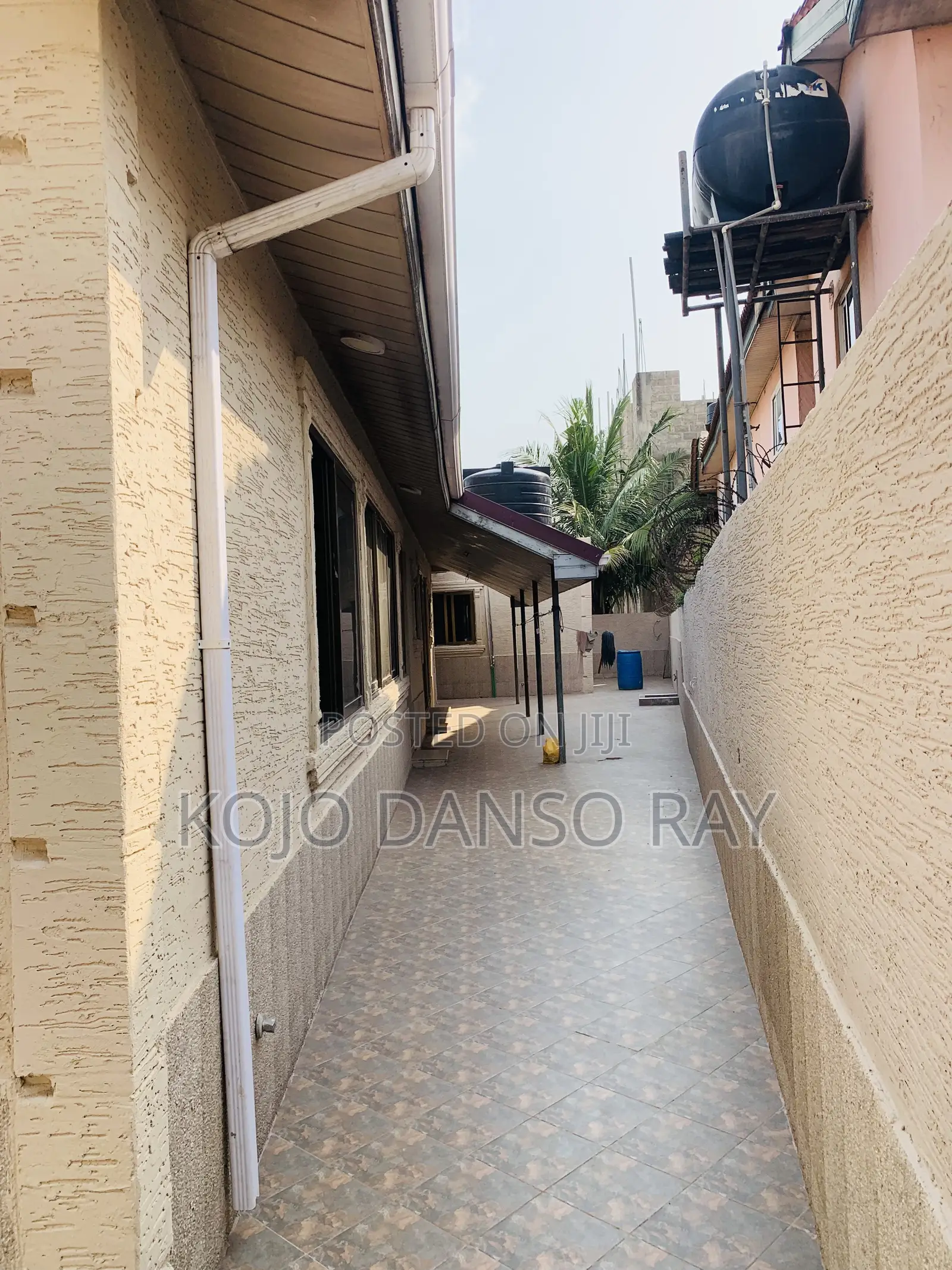 6bdrm House in Pandak Agency, East Legon for rent