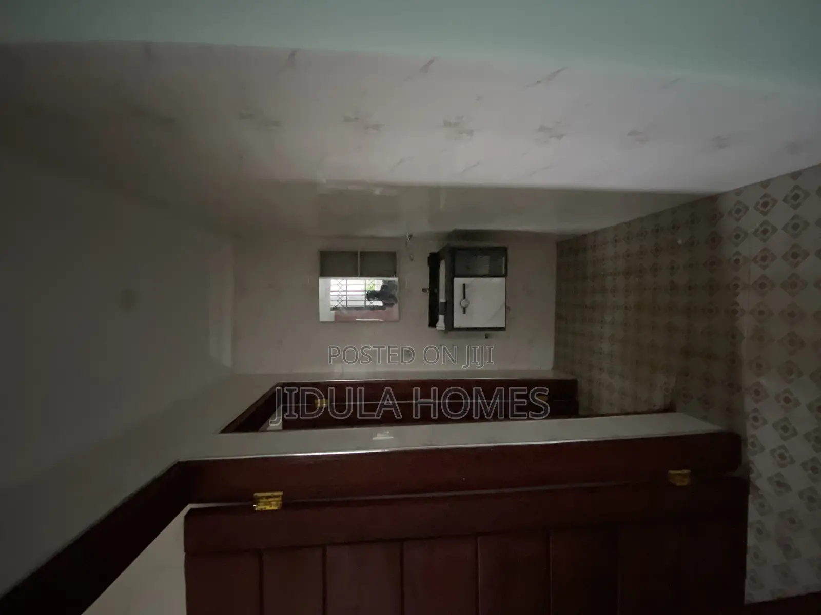 4bdrm Apartment in Adenta Rowi, Housing Down for rent