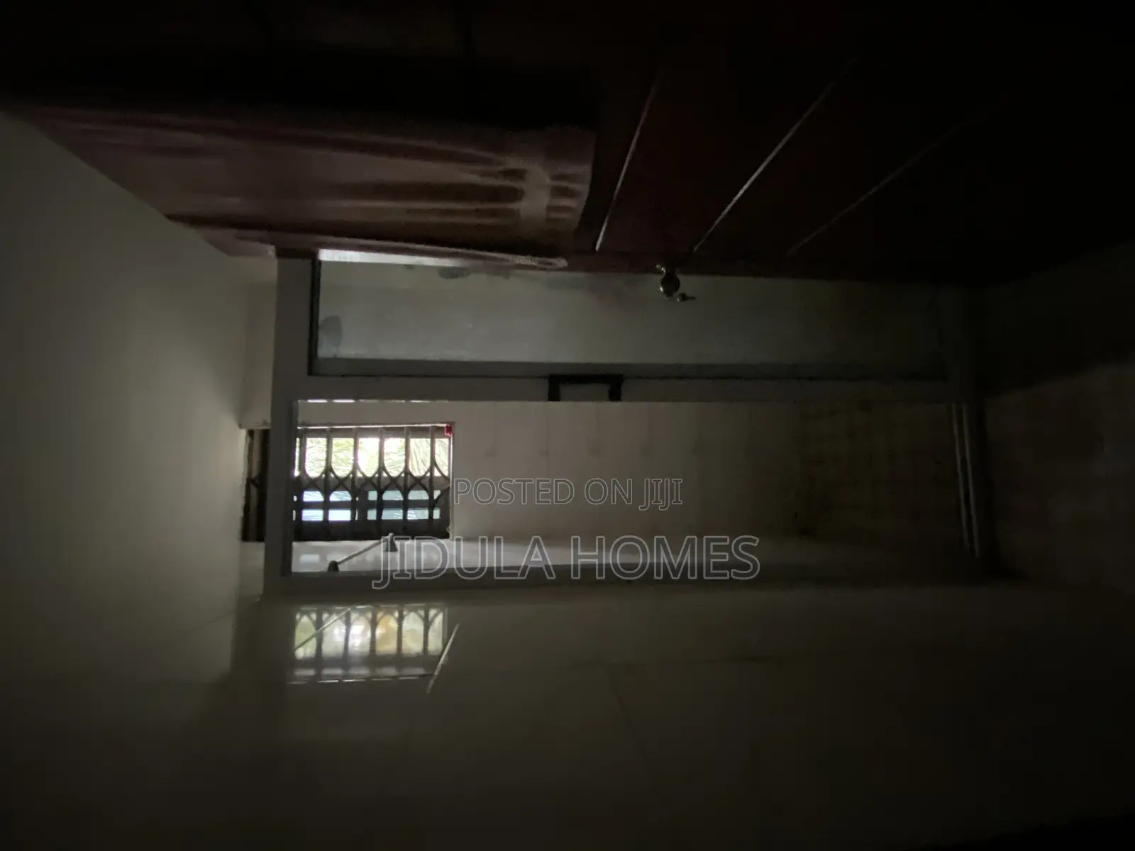 4bdrm Apartment in Adenta Rowi, Housing Down for rent