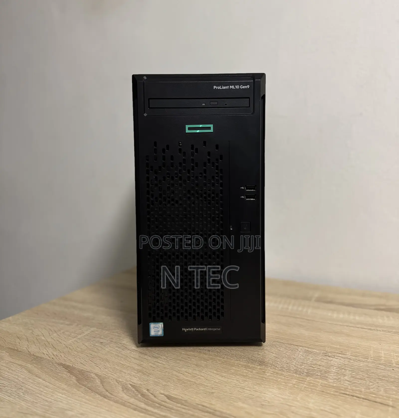 Server HP ProLiant ML 16GB Intel Xeon HDD 256GB