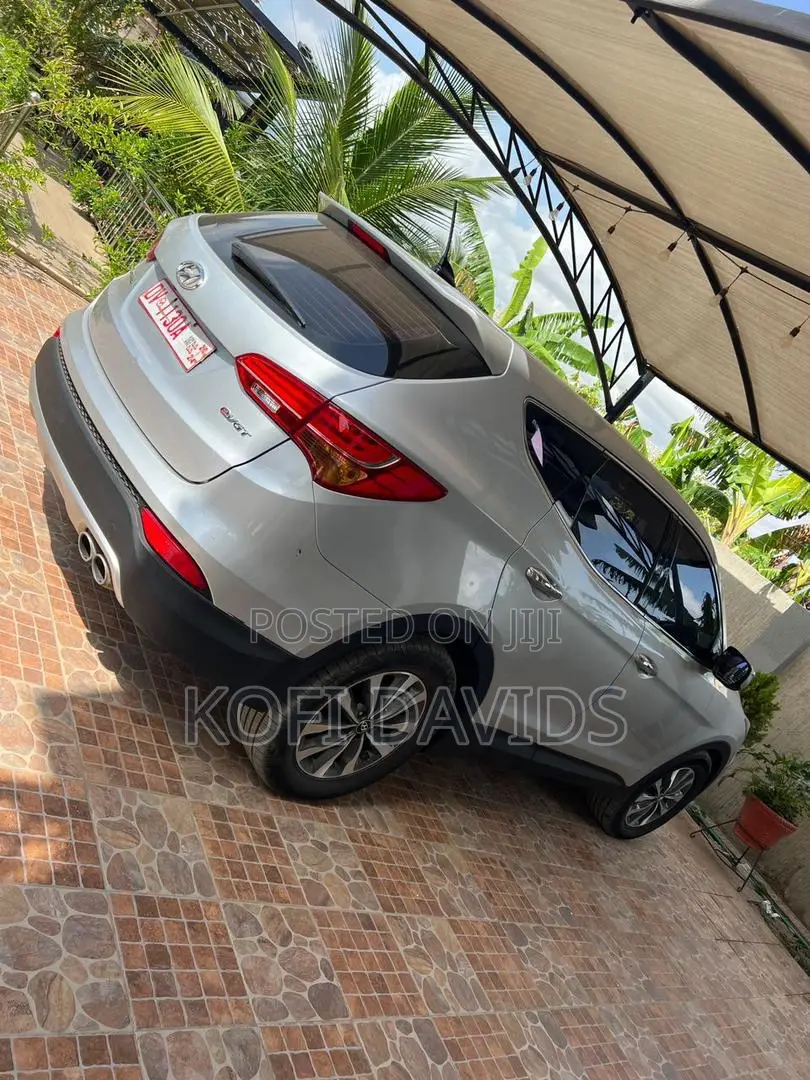 Hyundai Santa Fe 2015 Gray