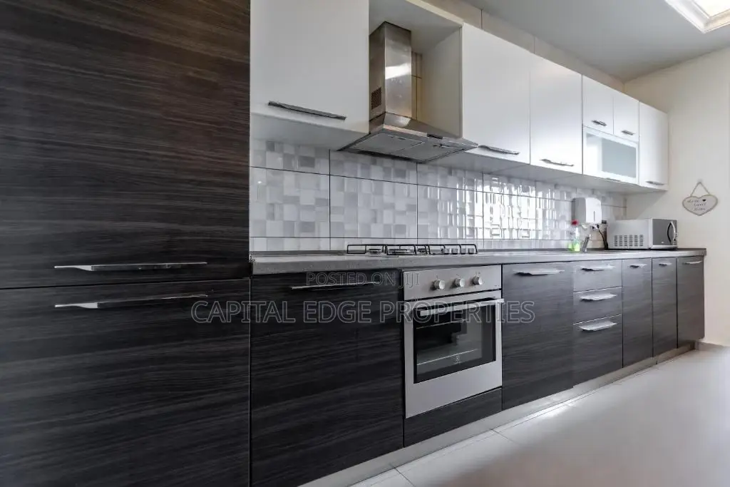 Furnished 3bdrm Apartment in Airport Residential Area for rent