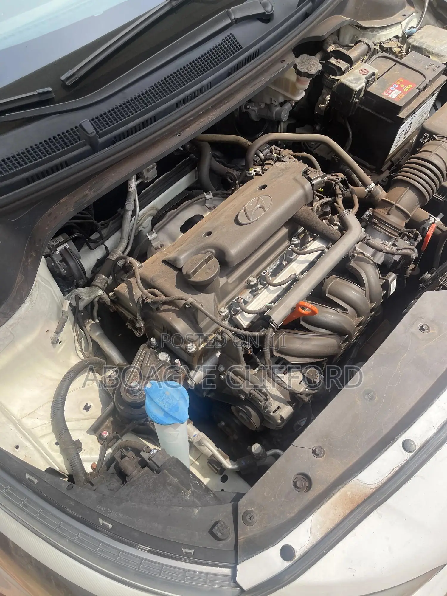 Hyundai i20 1.4 Dual VTVT Petrol (AT) 2016 White
