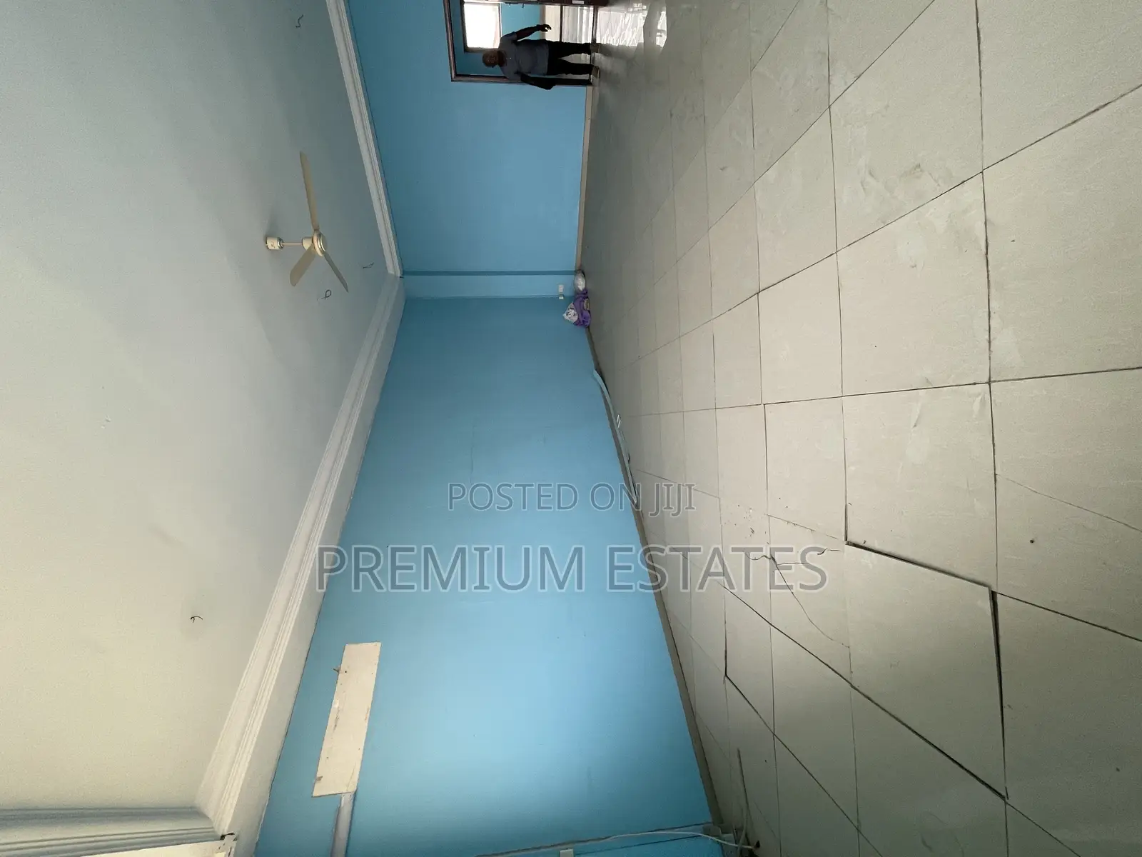 Spacious Office/Commercial Space With Over 10 Rooms for Rent