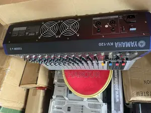 Yamaha Kv-120 Powered Mixer