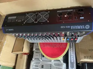 Yamaha Kv-120 Powered Mixer