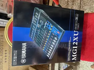 Yamaha Mg12xu 12 Channel Mixer