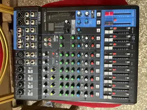 Yamaha Mg12xu 12 Channel Mixer