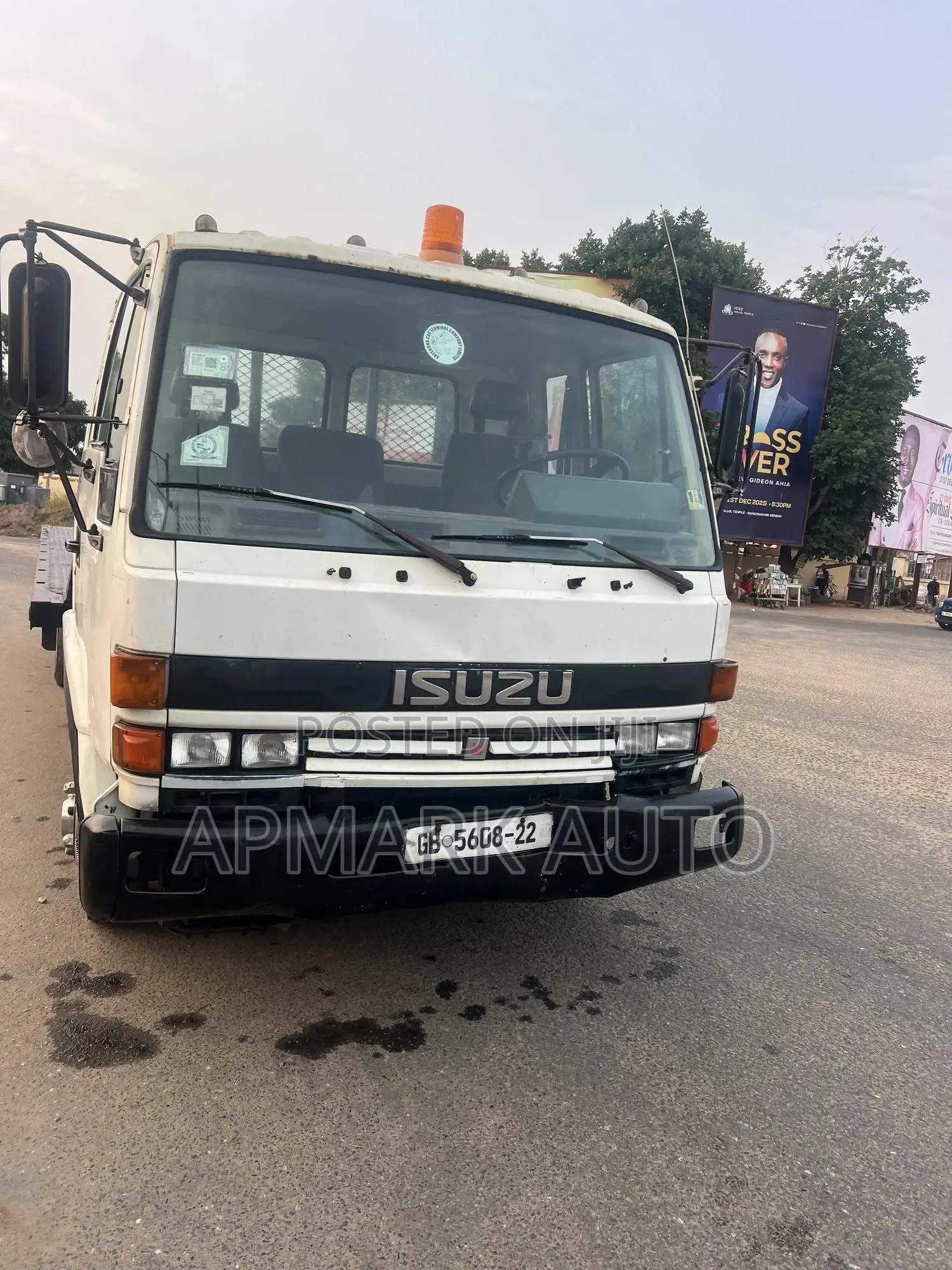 Tow Truck Flat Bed Automatic 2007