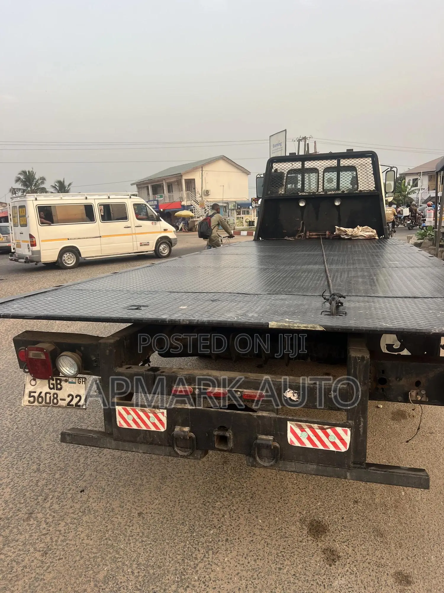 Tow Truck Flat Bed Automatic 2007
