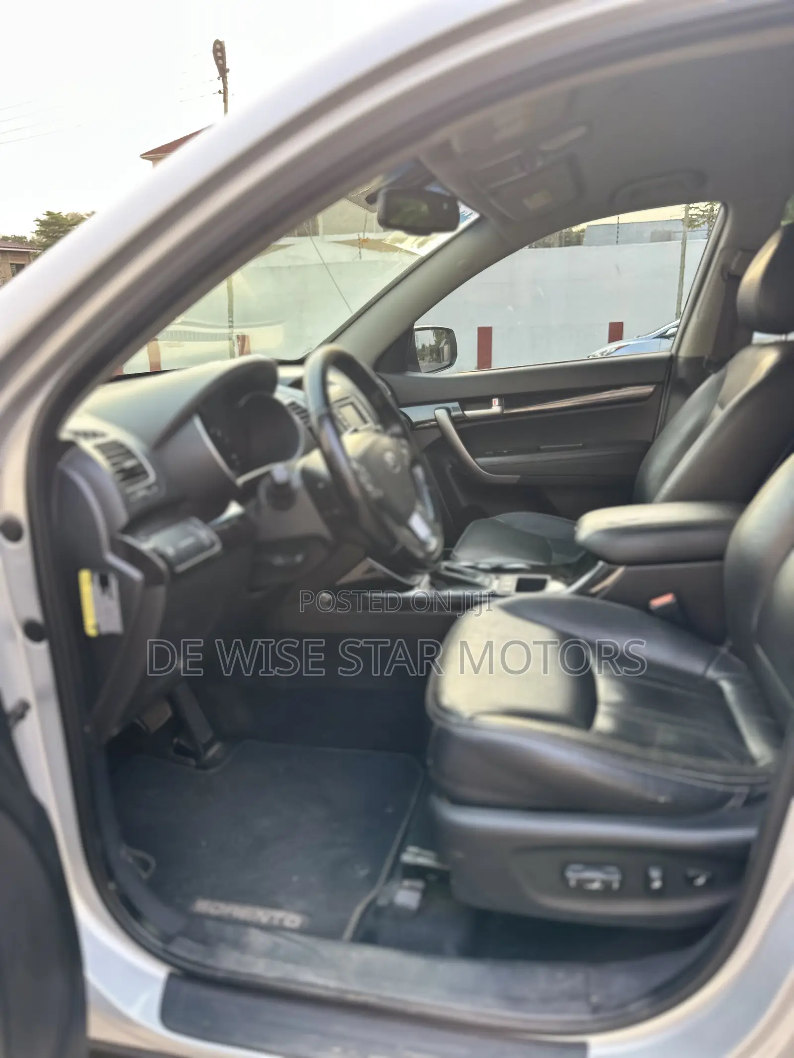 Kia Sorento LX 4dr SUV (2.4L 4cyl 6A) 2014 Silver