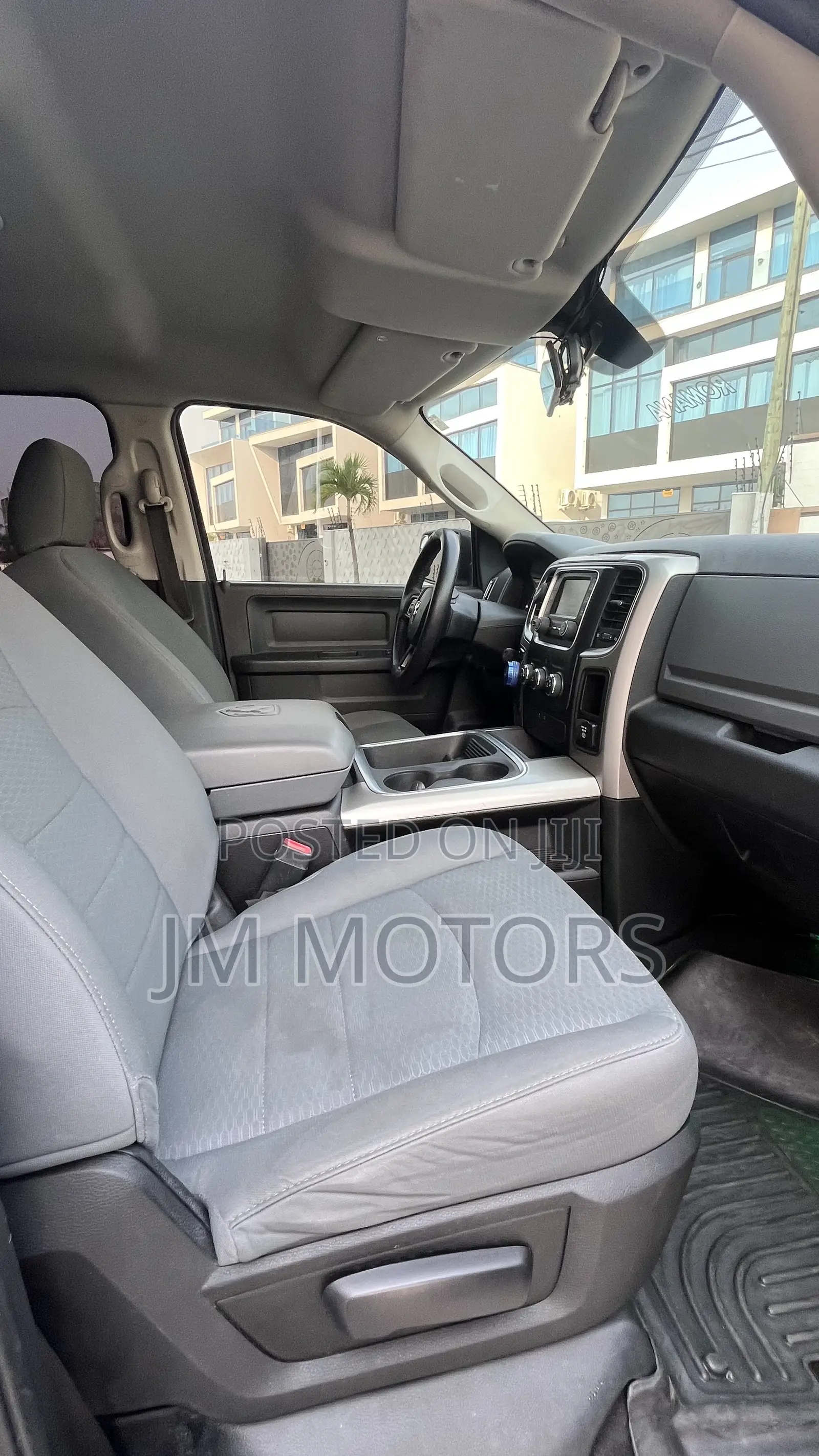 Dodge RAM 1500 3.6 Petrol AWD 2017 White