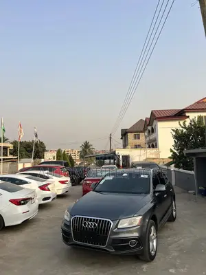 Audi Q5 2.0T Premium AWD quattro 2018 Gray