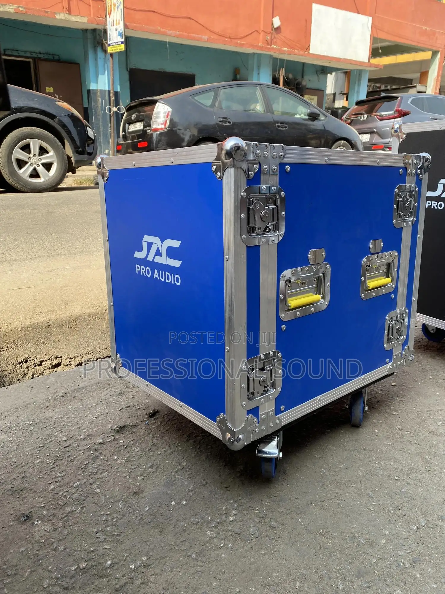 Amplify Rack12u