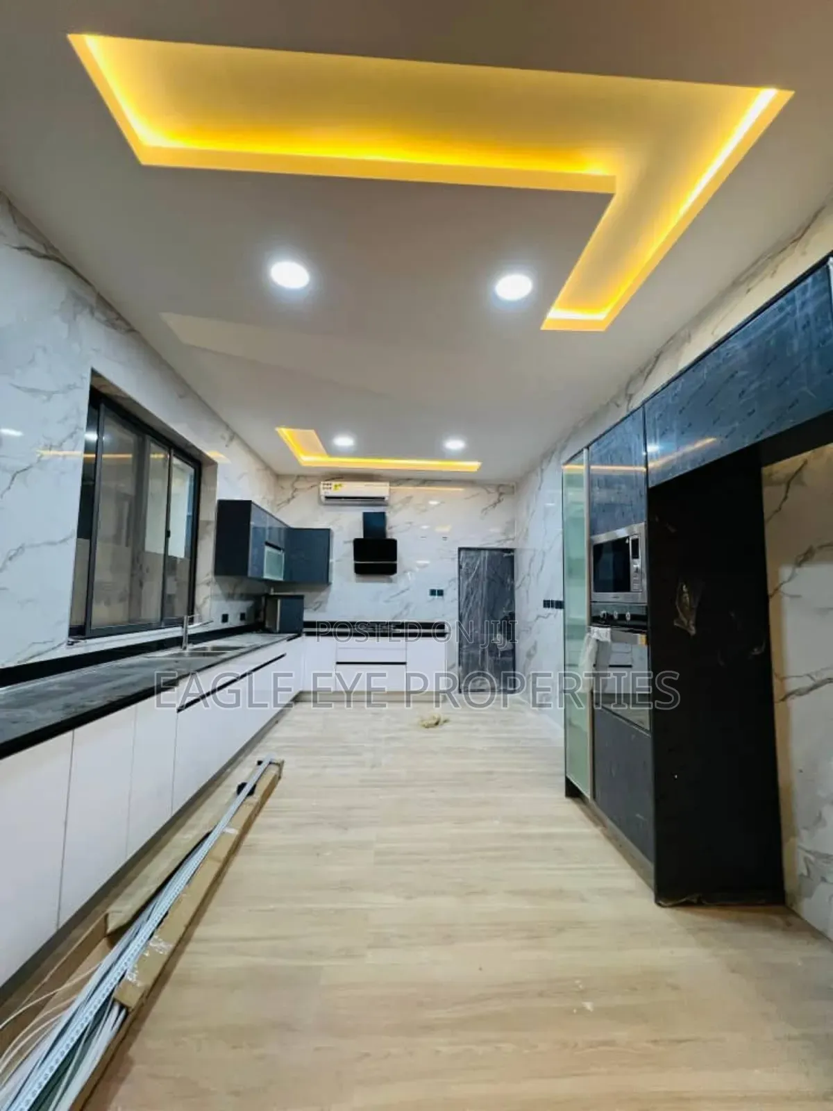 4bdrm House in School Junction for sale