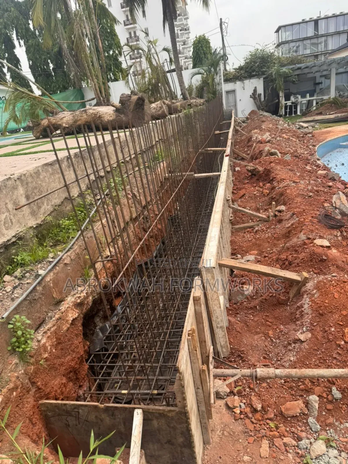 Formworks/Gutter Formwork/Retaining Wall Formwork/Metal Formworks