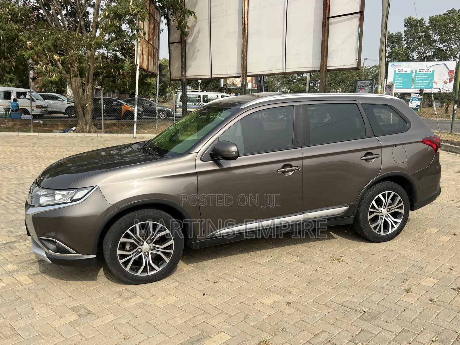 Mitsubishi Outlander SEL AWC 2018 Gray