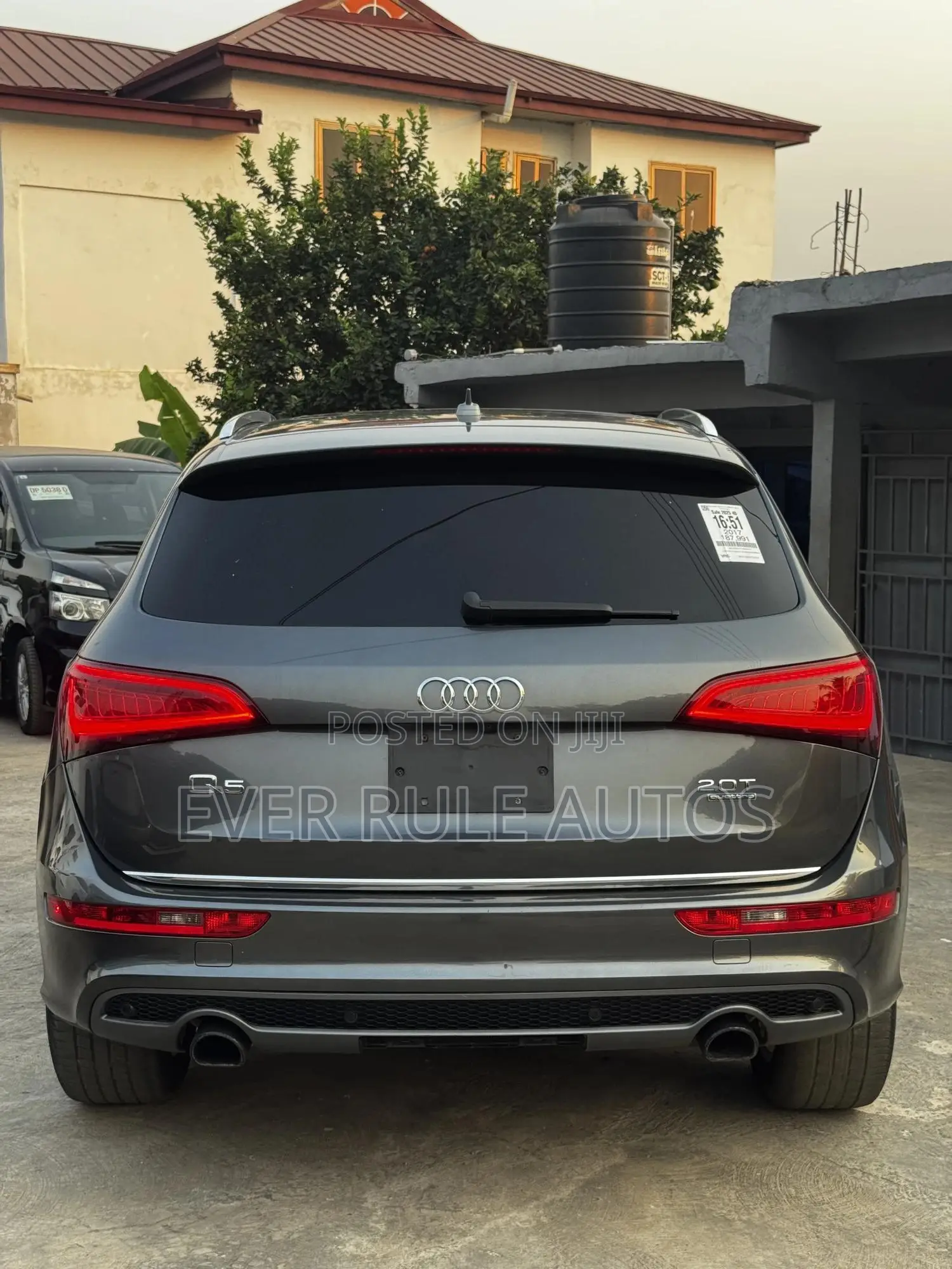 Audi Q5 2.0T Premium AWD quattro 2017 Gray
