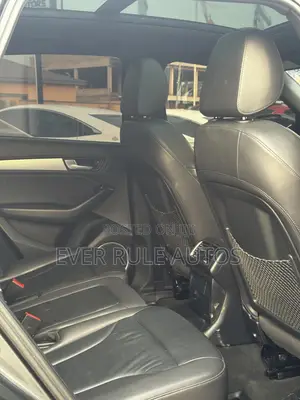 Audi Q5 2.0T Premium AWD quattro 2017 Gray