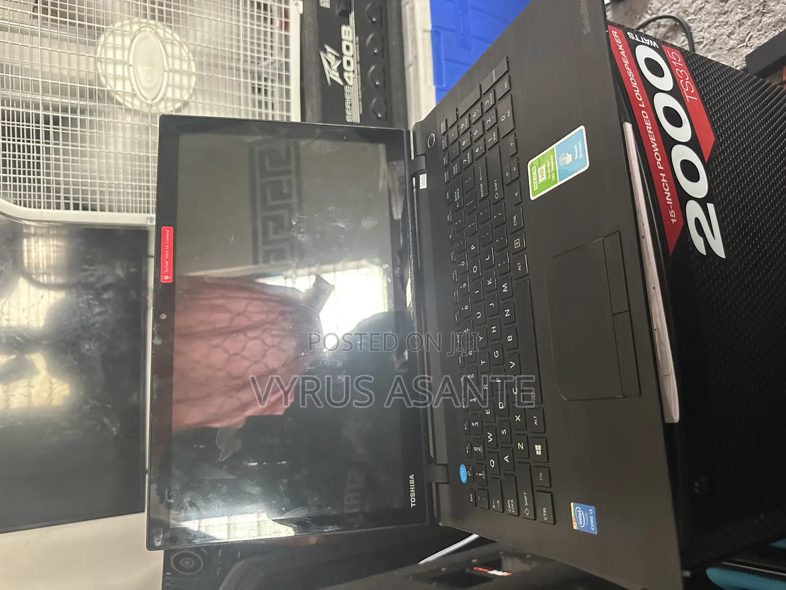 Laptop Toshiba Satellite T100 8GB Intel Core I3 HDD 1T