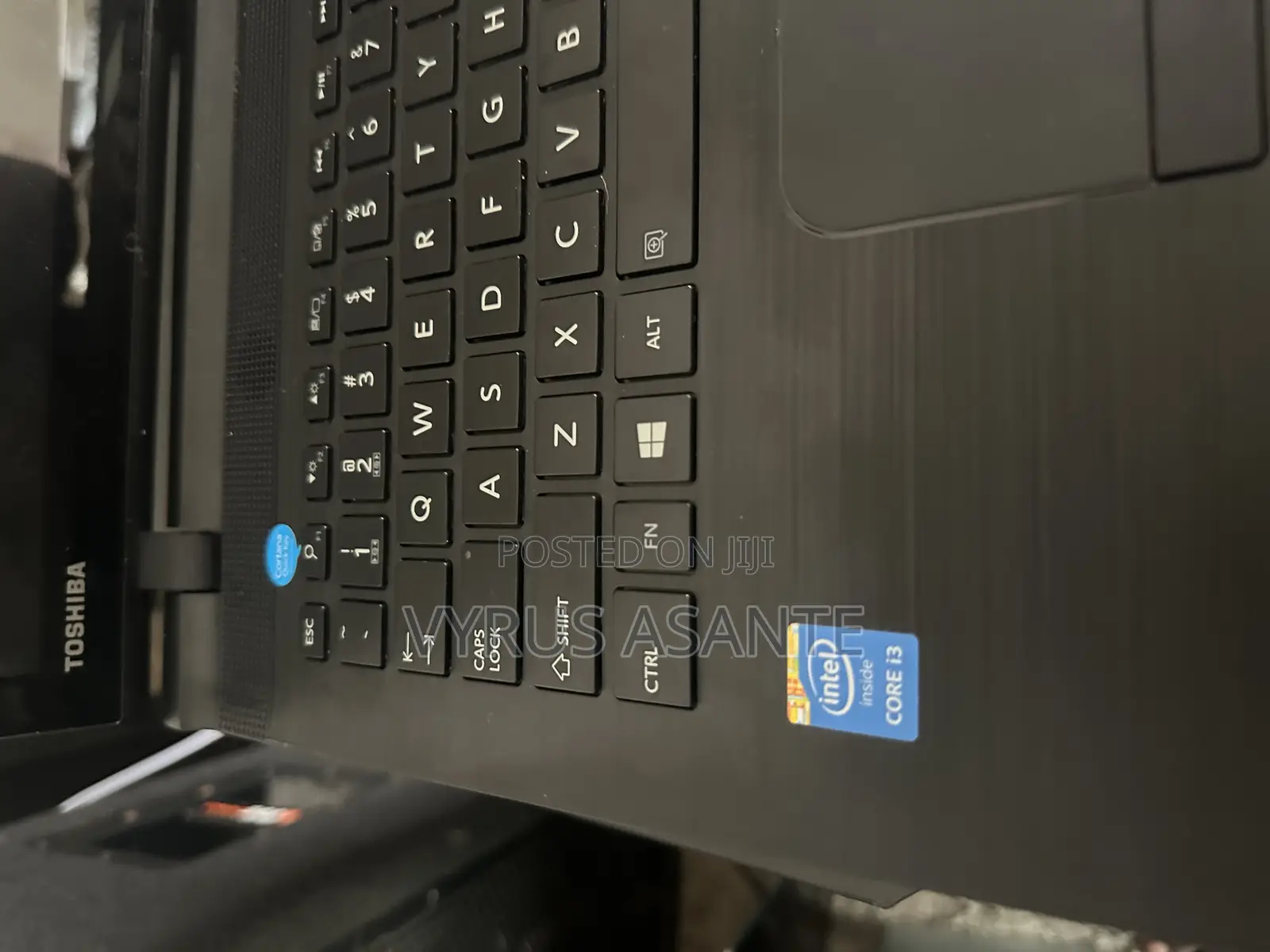 Laptop Toshiba Satellite T100 8GB Intel Core I3 HDD 1T