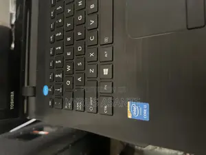 Laptop Toshiba Satellite T100 8GB Intel Core I3 HDD 1T